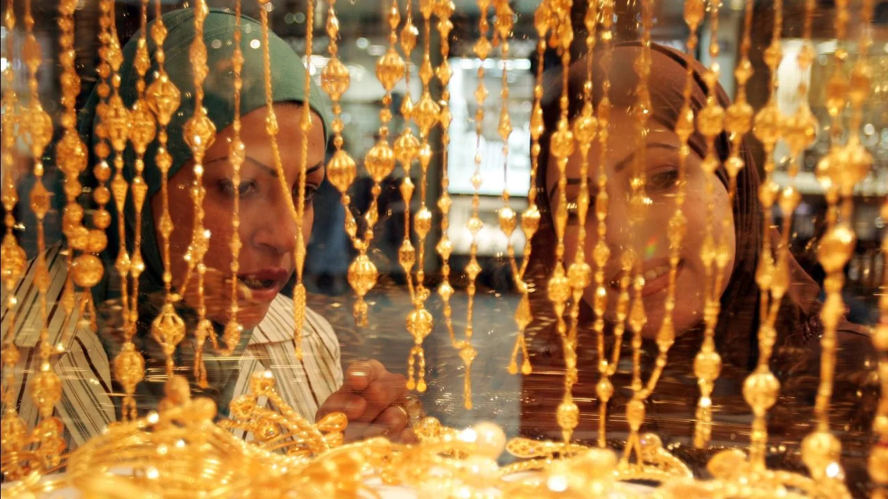 تغيرات جديدة تطرأ على أسعار الذهب في الإمارات خلال تعاملات الجمعة 27-2-2026